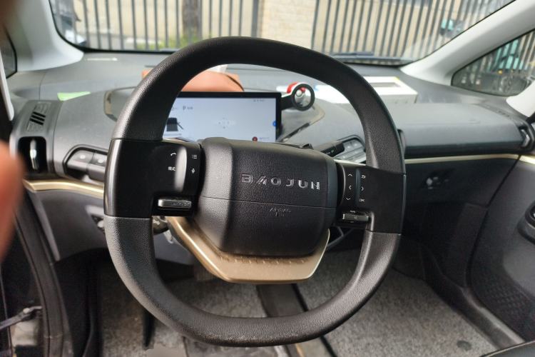 Used Baojun KiWi EV 2021 Artist Model Ternary Lithium Steering Wheel