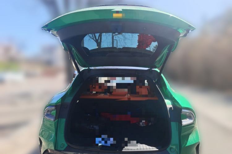 Used Xiaomi Auto YU7 2025 Ultra-Long Range High-Performance All-Wheel-Drive Max Edition Trunk