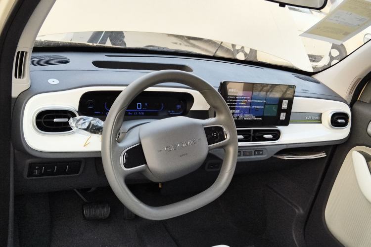 Used Geely Galaxy Panda 2025 210 km – Yuanqi Bear
