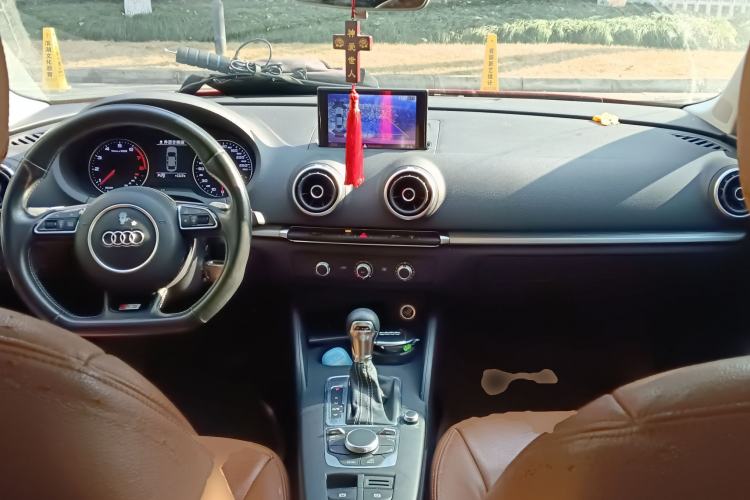 Used Audi A3 2015 Limousine 35 TFSI Millionth Anniversary Intelligent Leading Model