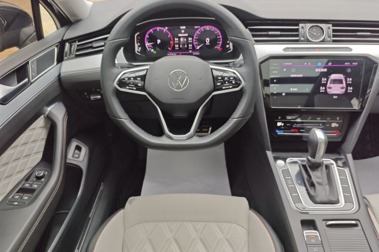 Used Volkswagen Magotan 2023 2 Million Units Commemorative Edition 330TSI DSG Luxury Version