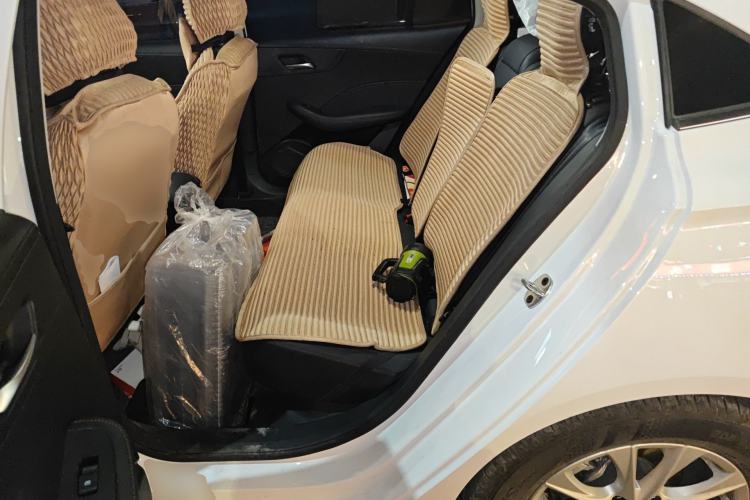 Used Roewe i5 2023 1.5L CVT Luxury Edition
