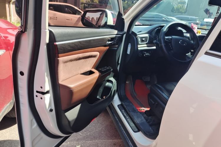 Used GAC Trumpchi GS8 2017 320T Two-Wheel Drive Luxury Smart Connectivity Version (7 Seats)
