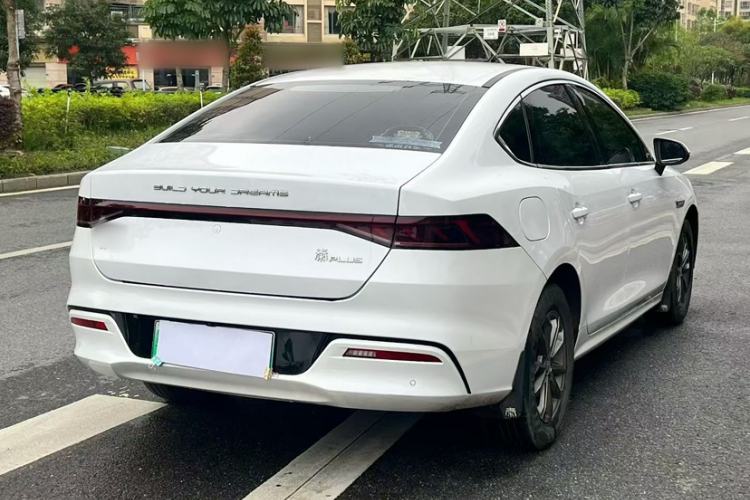 Used BYD Qin PLUS 2021 EV 420KM Commuter Edition
