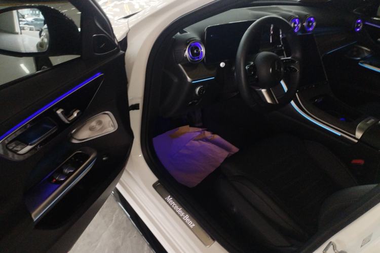 Used Mercedes-Benz C-Class 2023 Restyled C 260 L Night Edition Sports Version Driver Seat