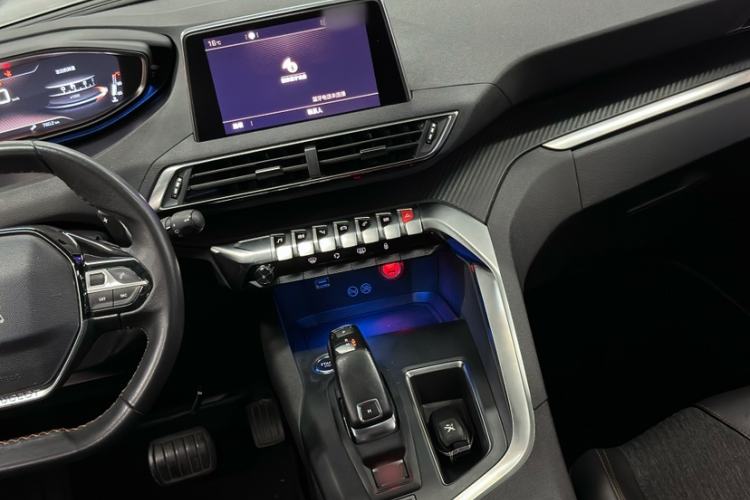 Used Peugeot 5008 2017 380THP 7-Seater Elite Edition
