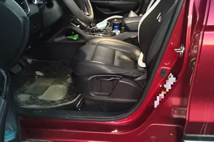 Used Changan CS75 2017 Shangkui Edition 1.5T Automatic Fengxiang Model