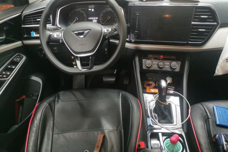 Used Jetta VS5 2023 280TSI Automatic Trend Edition
