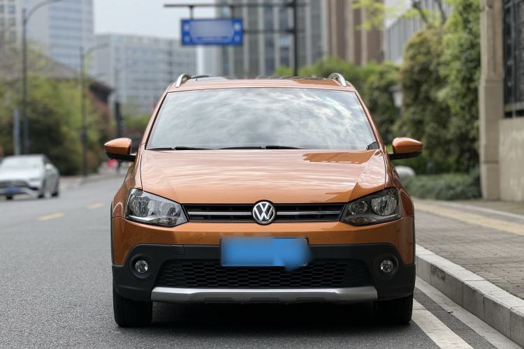 Used Volkswagen Polo 2016 1.6L Cross Polo Automatic Exterior 1