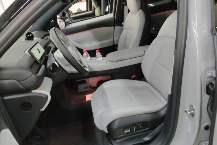 Used Nio ES6 2024 75 kWh
