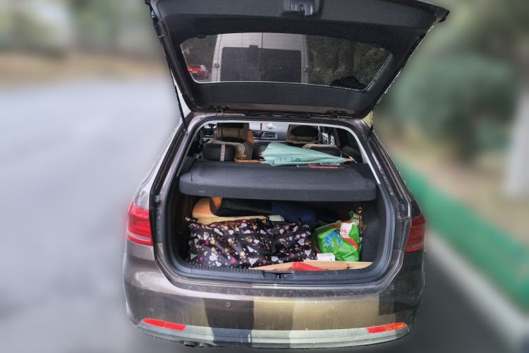 Used Volkswagen Gran Lavida 2013 1.4 TSI Automatic Comfort Model Trunk