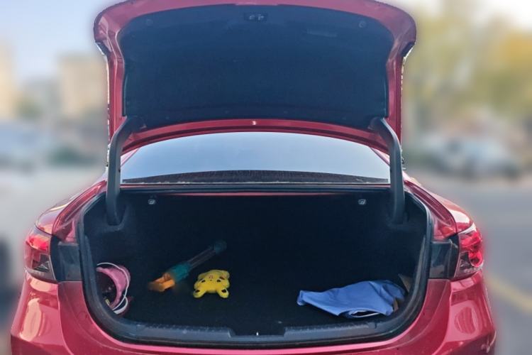 Used Mazda Atenza 2018 2.0L Blue Sky Luxury Edition China V Standard