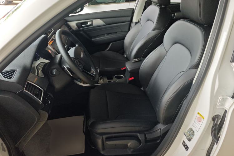 Used Haval H2 2018 Chuanxiang Edition Red Badge 1.5T Dual-Clutch Two-Wheel Drive Fashionable Model Left Front Seat