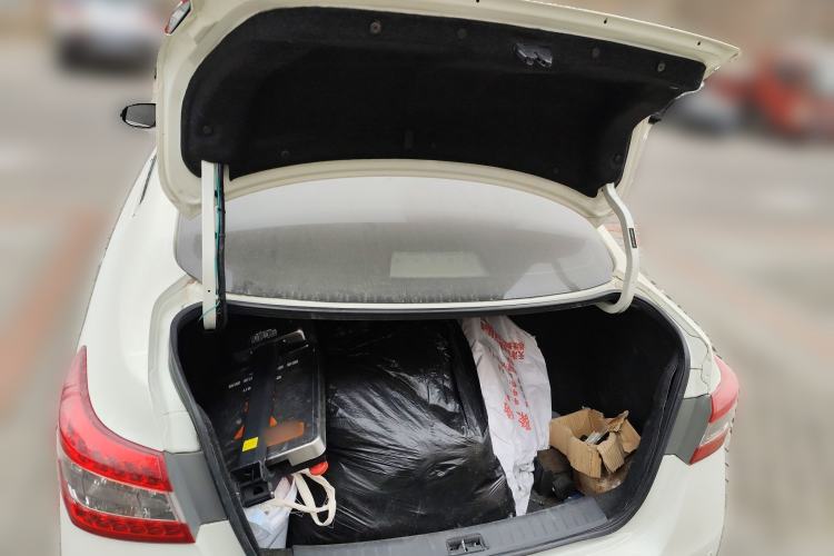 Used Nissan Sylphy 2012 1.6 XL Manual Luxury Edition Trunk