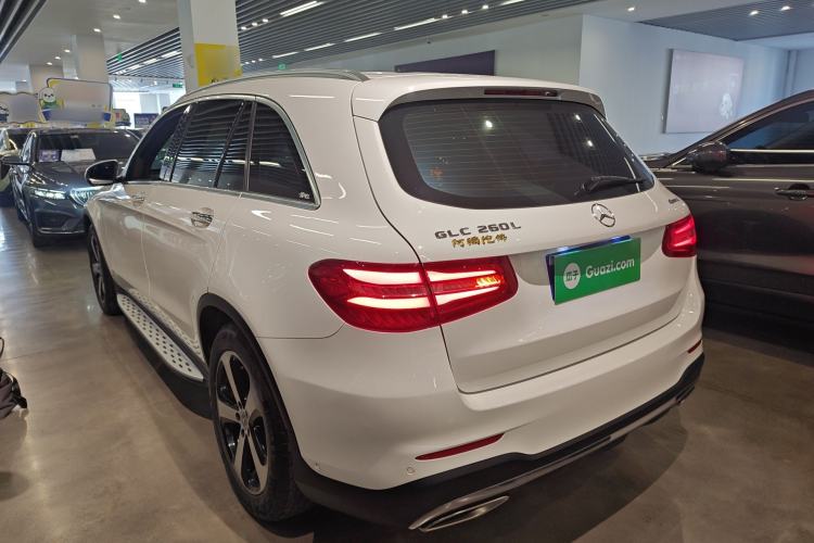 Used Mercedes-Benz GLC 2019 Facelift GLC 260 L 4MATIC Luxury Model
