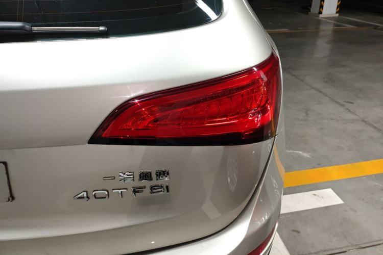 Used Audi Q5 2013 40 TFSI Comfort Edition Right Rear Taillight