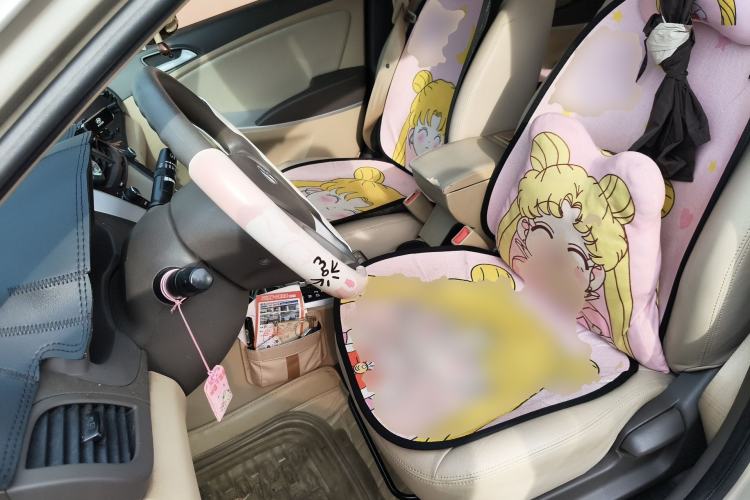 Used Hyundai Verna (older generation) 2010 Sedan 1.4L Automatic Fashionable GT Model Left Front Seat