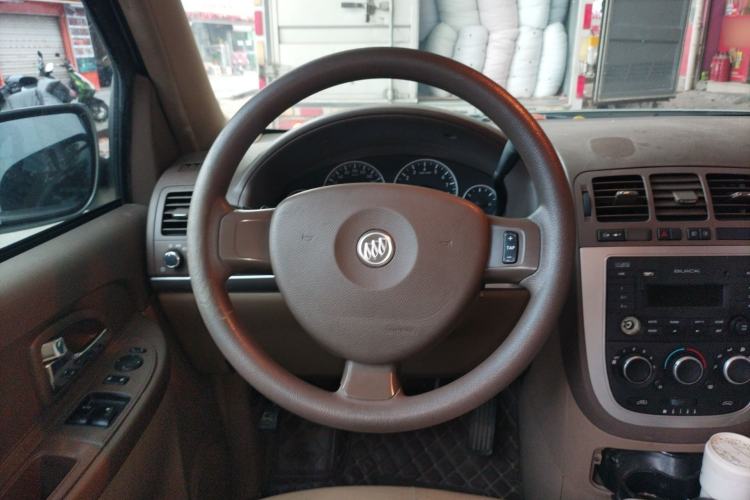 Used Buick GL8 2013 2.4L Classic Edition