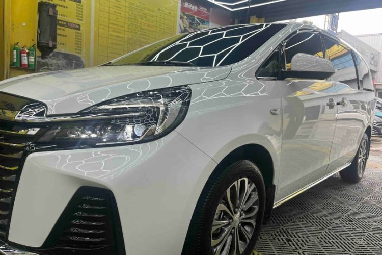 Used Buick GL8 2023 Facelifted Land Cruiser Executive Luxury Version Exterior 6