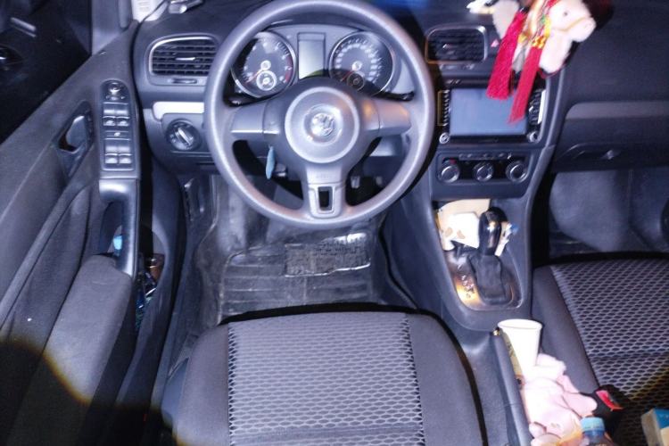 Used Volkswagen Golf 2011 1.6L Automatic Fashion Edition Steering Wheel