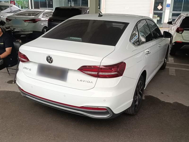 Used Volkswagen Lavida 2023 1.5L Automatic 5 Million Edition — 6