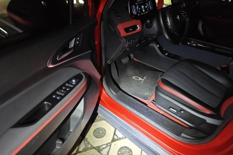 Used ORA Good Cat GT 2022 Mulan Edition 480km Long-Range续航 Driver Seat