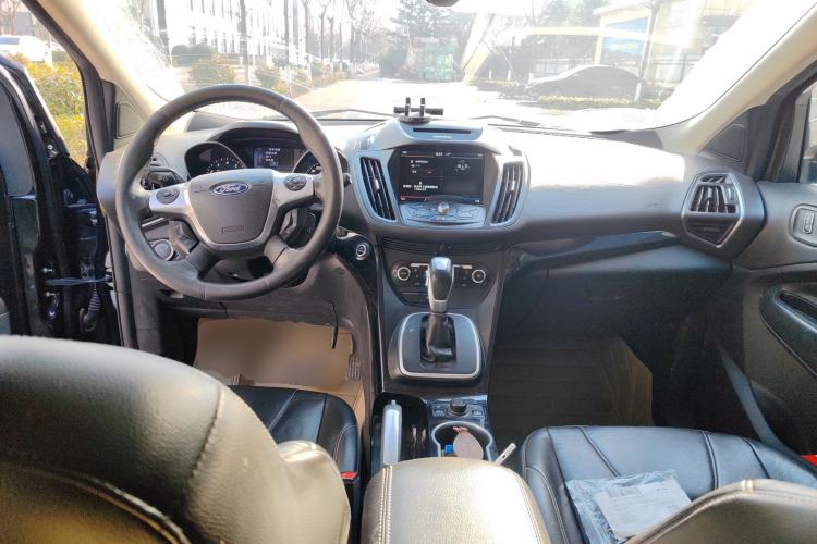 Used Ford Kuga 2013 2.0L GTDi Four-Wheel-Drive Sport Model