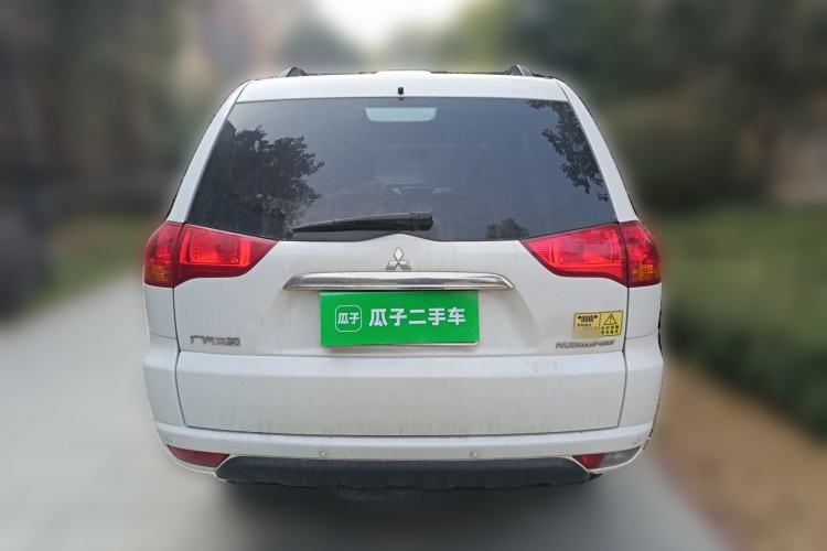 Used Mitsubishi Pajero Sport 2013 3.0L Automatic 4x4 Executive Edition