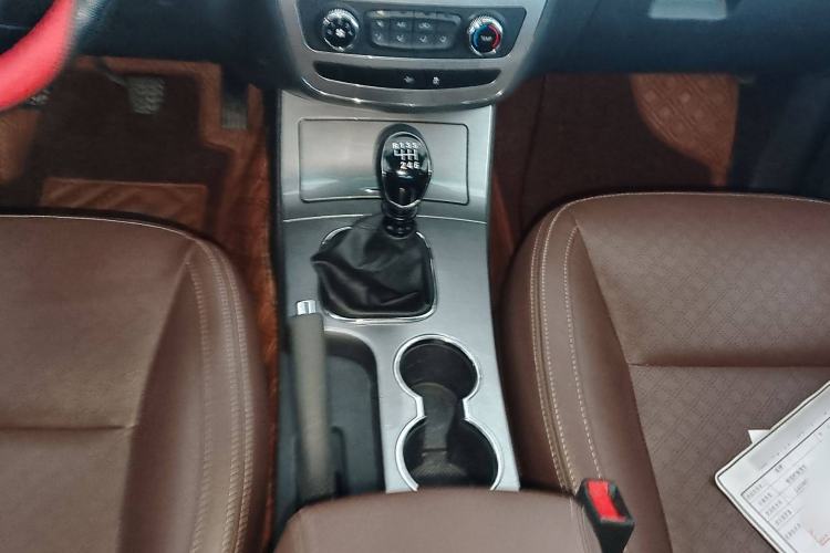 Used JAC T8 2020 2.0T Diesel Two-Wheel-Drive Prestige Version with Large Double Cabin HFC4DB2-2E