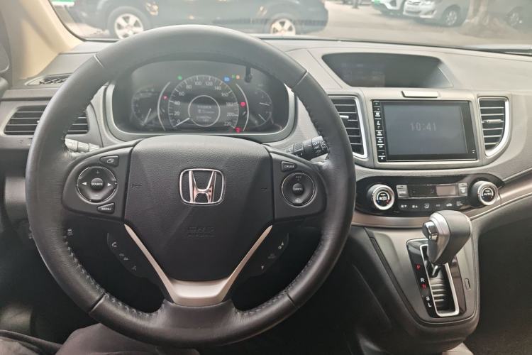 Used Honda CR-V 2015 2.4L two-wheel drive luxury version
