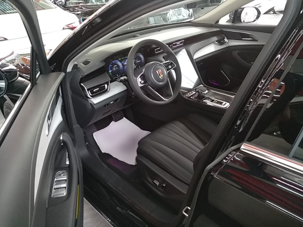 Hongqi H5 PHEV 2025 130 Super Hybrid Version — снимка 18