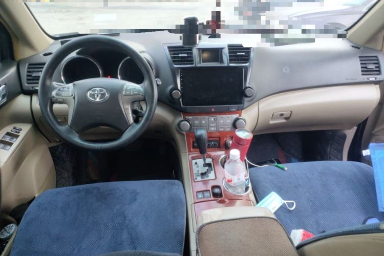 Used Toyota Highlander 2009 3.5L 4x4 7-Seater Luxury Edition Center Console