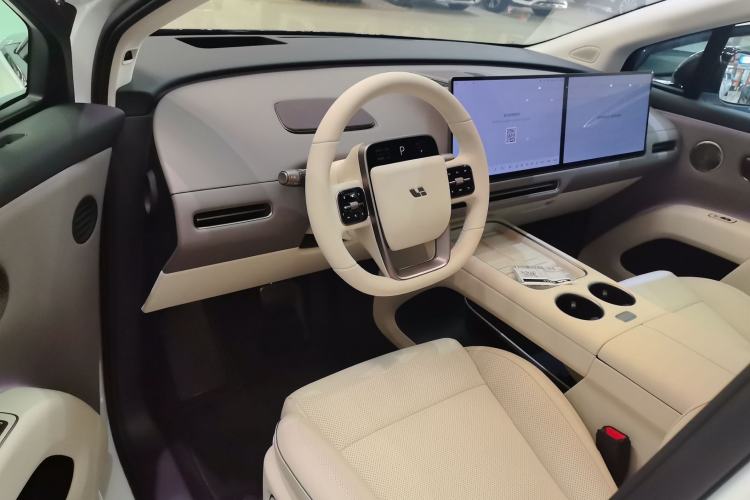 Used Li Auto Li Auto i8 2025 Model Standard Version