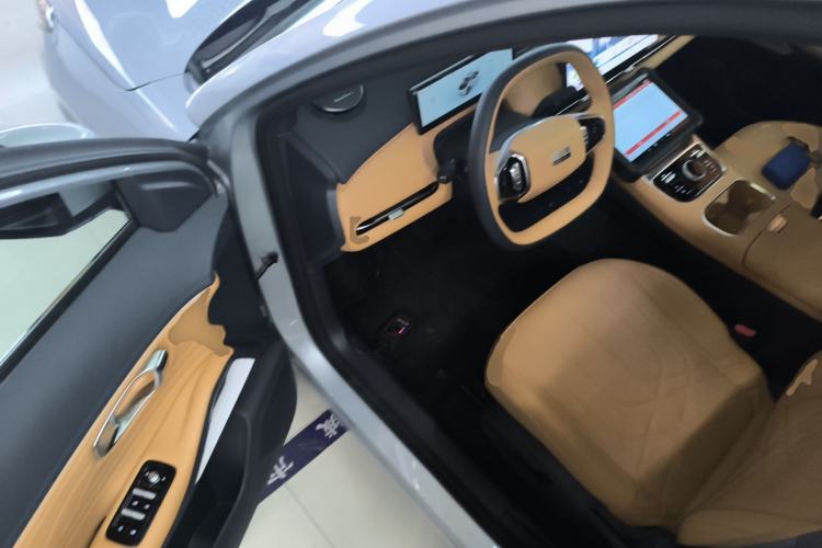 Used Geely Galaxy Xingjian 7 EM-i 2025 120km Flagship Edition Driver Seat