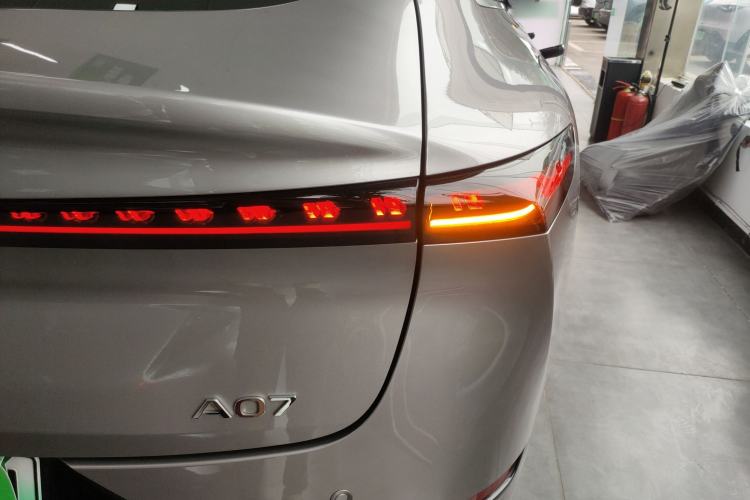 Used CHANGAN NEVO A07 2025 Blue Whale Pure Electric Version 625 Luxury Model Right Rear Taillight