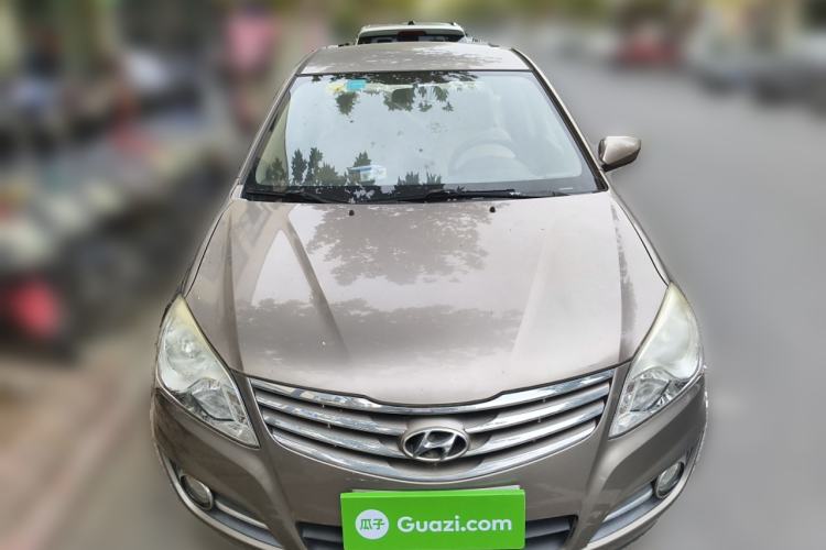 Used Hyundai Celesta 2011 1.6L Manual Comfort Edition Front