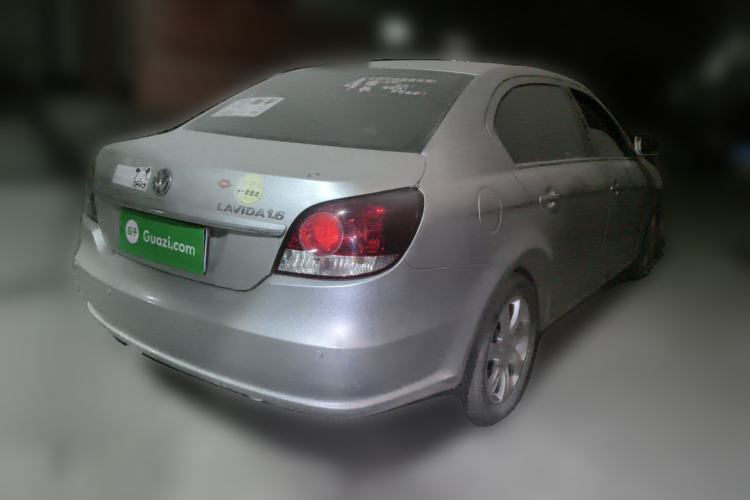 Used Volkswagen Lavida 2011 1.6L Manual - Premium Edition
