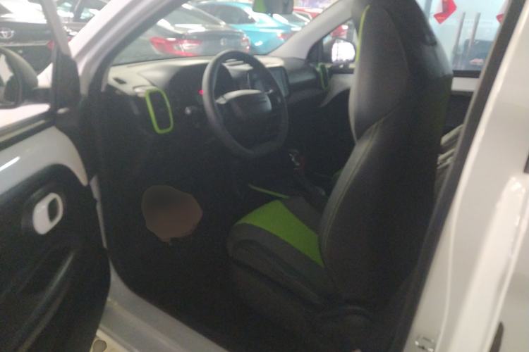 Used Roewe Clever 2021 302 km New Four-Seater Super-Efficient Version