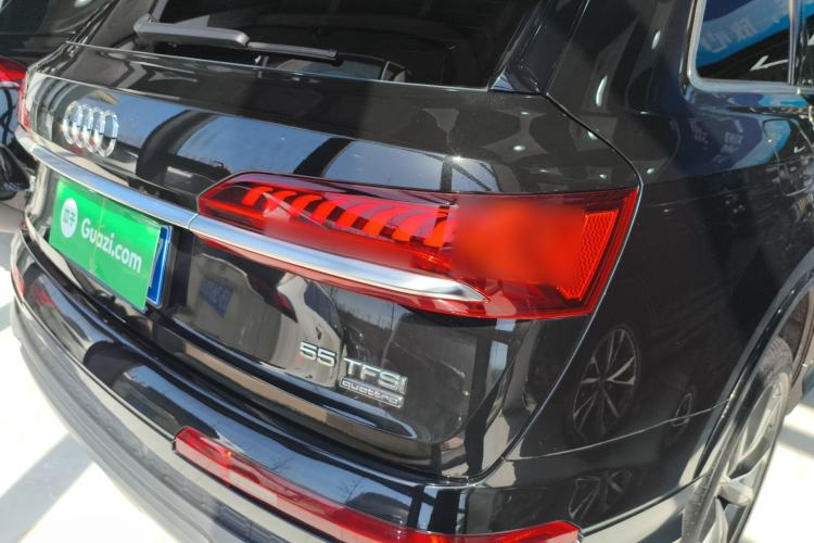 Used Audi Q7 2022 55 TFSI quattro S line Sport model