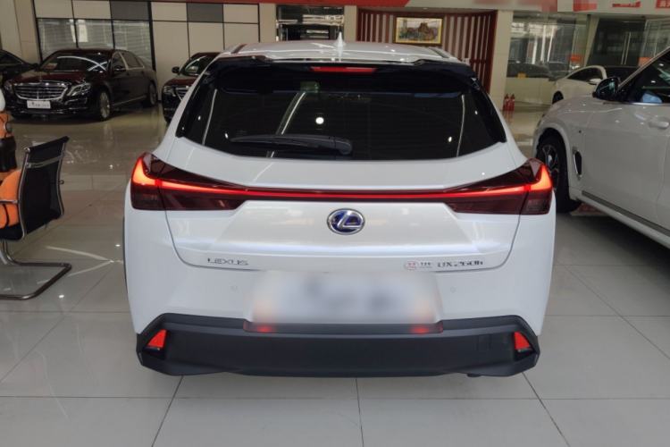 Used Lexus UX 2020 260h Explore & Adventure Edition

