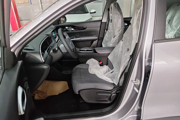 Used Geely Galaxy Geome 2026 Model 310km Youth Edition Left Front Seat