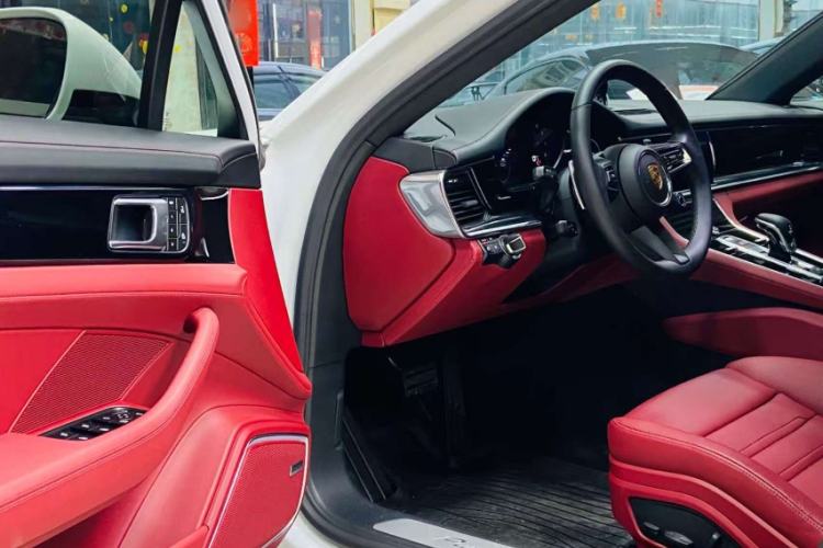 Used Porsche Panamera 2023 Panamera 2.9T Interior 3