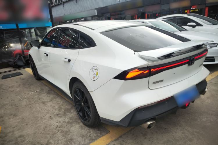 Used Changan UNI-V 2022 1.5T Prestige Version