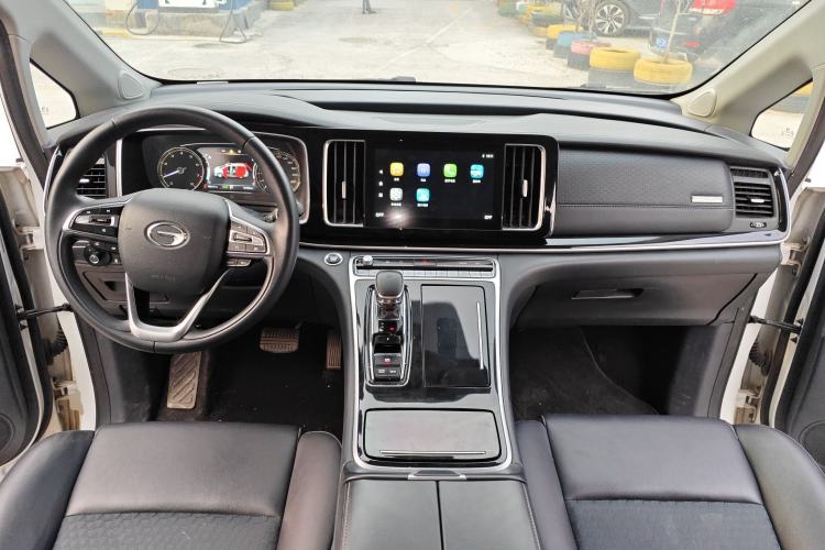 Used GAC Trumpchi M8  Center Console