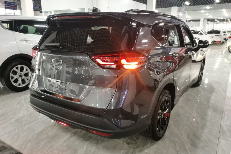 Used Chevrolet Orlando 2020 Light Hybrid Redline 530T Automatic Enjoyment Edition (5+2 Models)