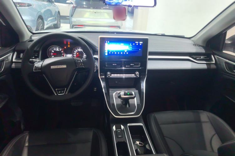 Used Haval M6 2023 PLUS 1.5T DCT Luxury Smart Connectivity Model