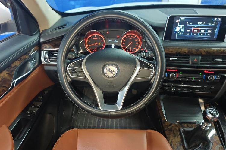 Used Hanteng X7 2016 1.5T Manual Luxury Version Steering Wheel