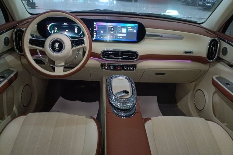 Used ORA Ballet Cat 2022 401 km Nutcracker Edition