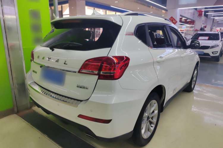 Used Haval H2 2018 Red-Label 1.5T Manual Two-Wheel Drive Luxury Model