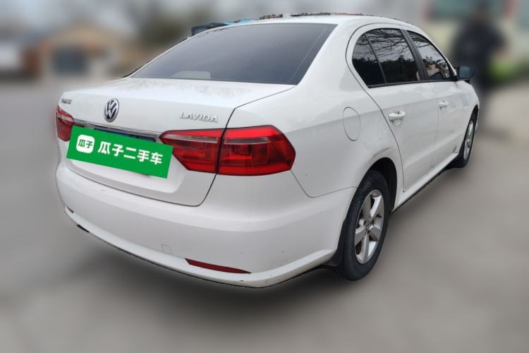 Used Volkswagen Lavida 2013 Revised Classic 1.6L Manual Fashion Edition
